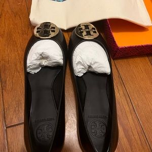 Tory Burch black reva ballet flats. Size 7.5